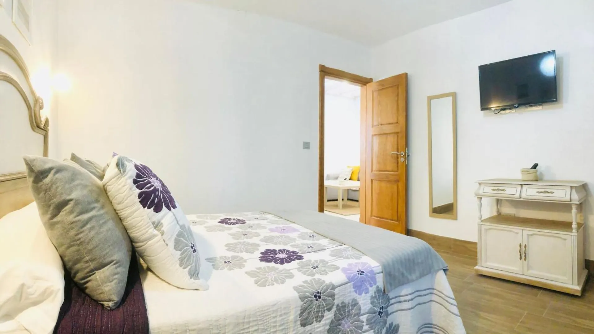 Apartment Alegria In The Stunning Village Of Mozaga, Lanzarote