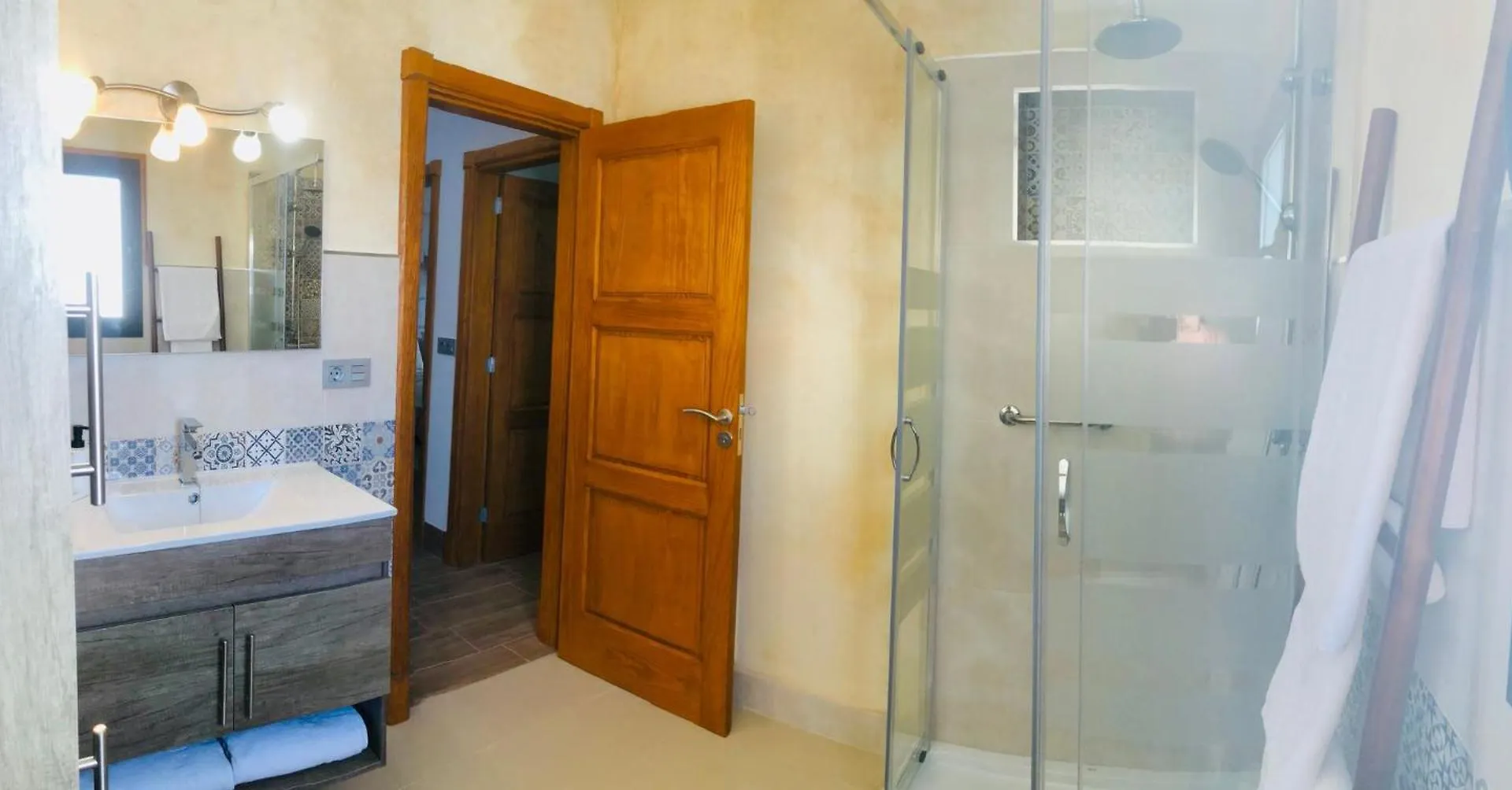Apartment Alegria In The Stunning Village Of Mozaga, Lanzarote