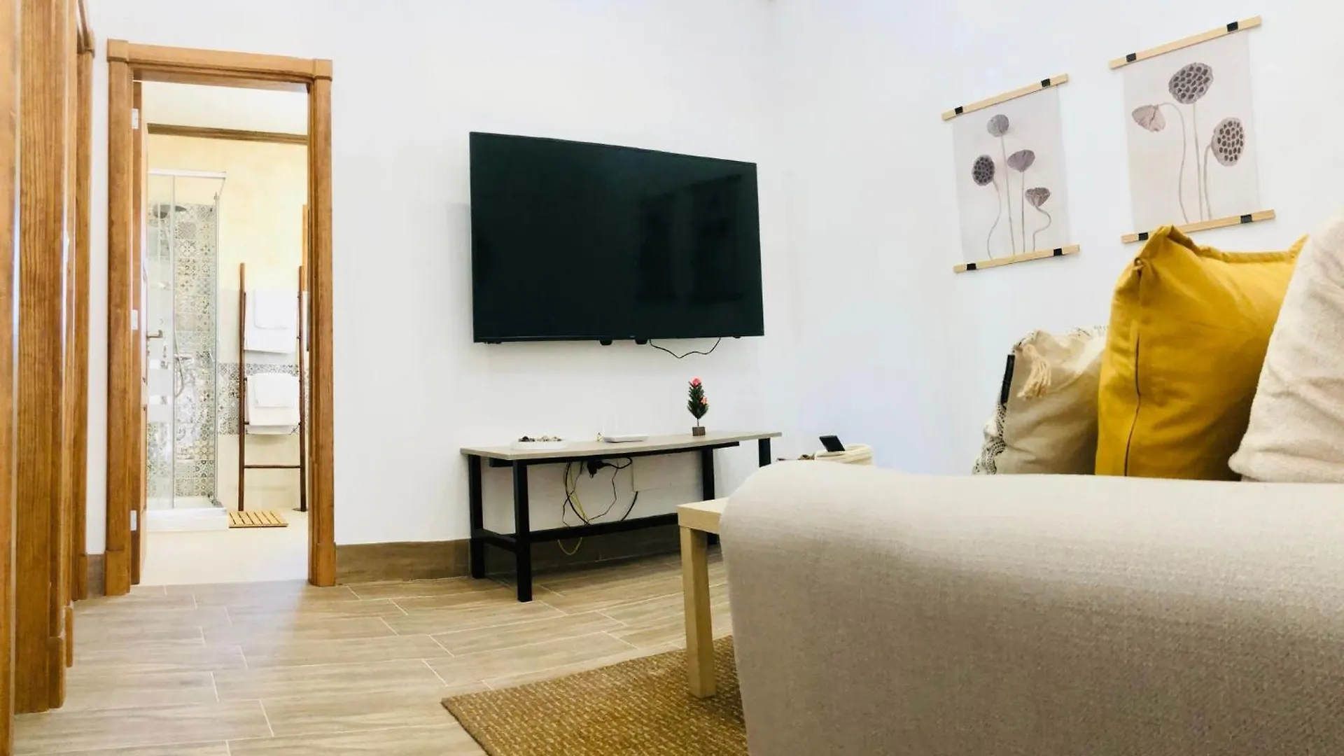Apartment Alegria In The Stunning Village Of Mozaga, Lanzarote 0*, Mozaga